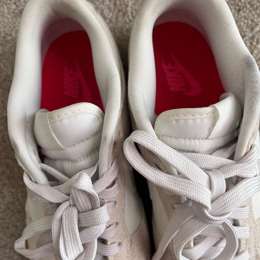 Nike White Pink Beige Sneakers - Picture 3 of 3